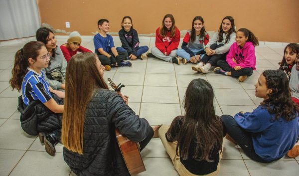 Canto Coral encara desaﬁos, se reinventa e aposta nos jovens