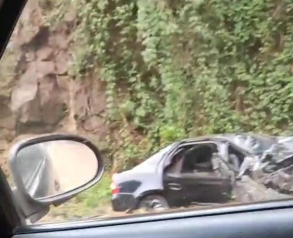 Colisão entre carro e caminhão deixa feridos na BR-386, em Marques de Souza