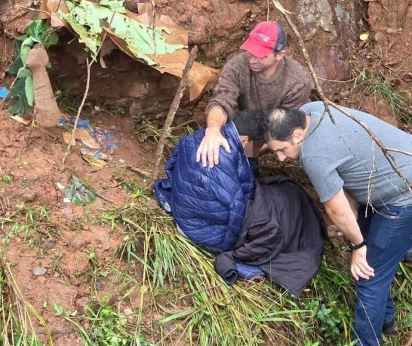 Jovem de SC é resgatado após dois dias desaparecido em Vespasiano Corrêa