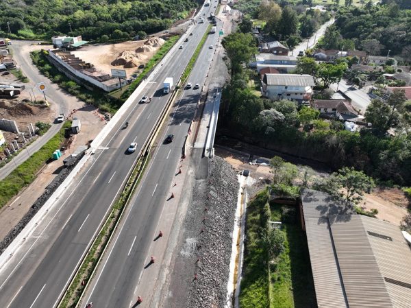 CCR modifica fluxo no viaduto da ferrovia