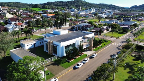 Prefeitura de Santa Clara do Sul adota turno único às sextas-feiras