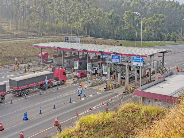 Cerca de 70% dos usuários usam tag para pagamento de pedágios