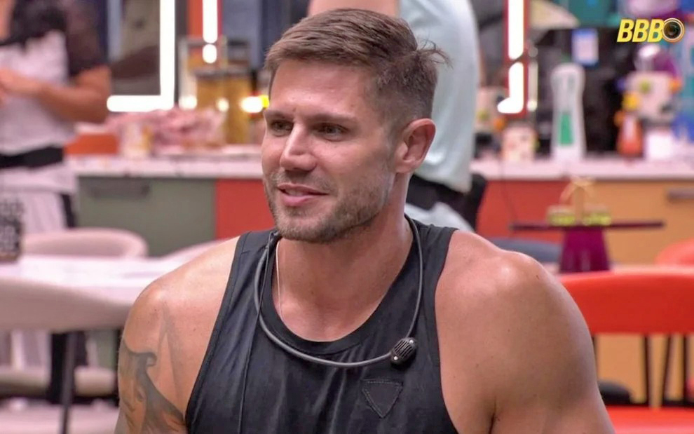 Jonas Sulzbach mostra à família gaúcha que amadureceu no BBB 26