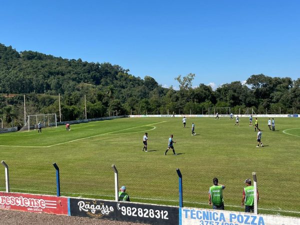 A Hora Esportes transmite semifinal do Campeonato Municipal de Nova Bréscia