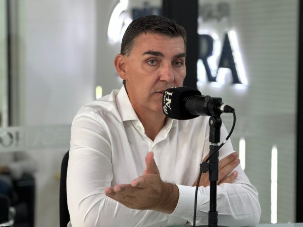 “Crise de governo e da principal oposição não impulsiona outras candidaturas”
