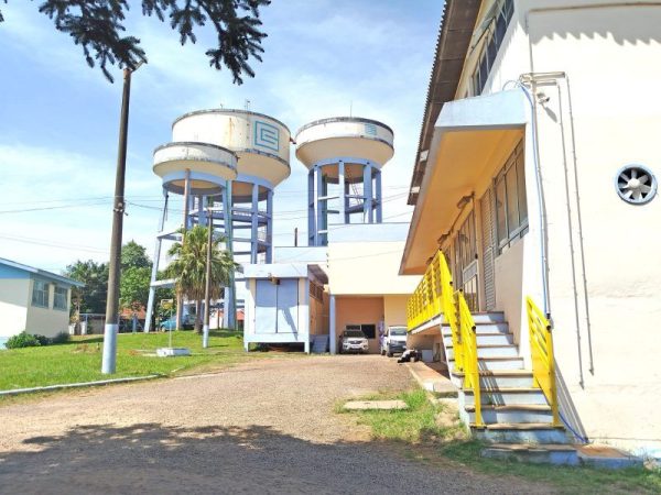 Abastecimento de água em dez bairros deverá ser normalizado durante o dia