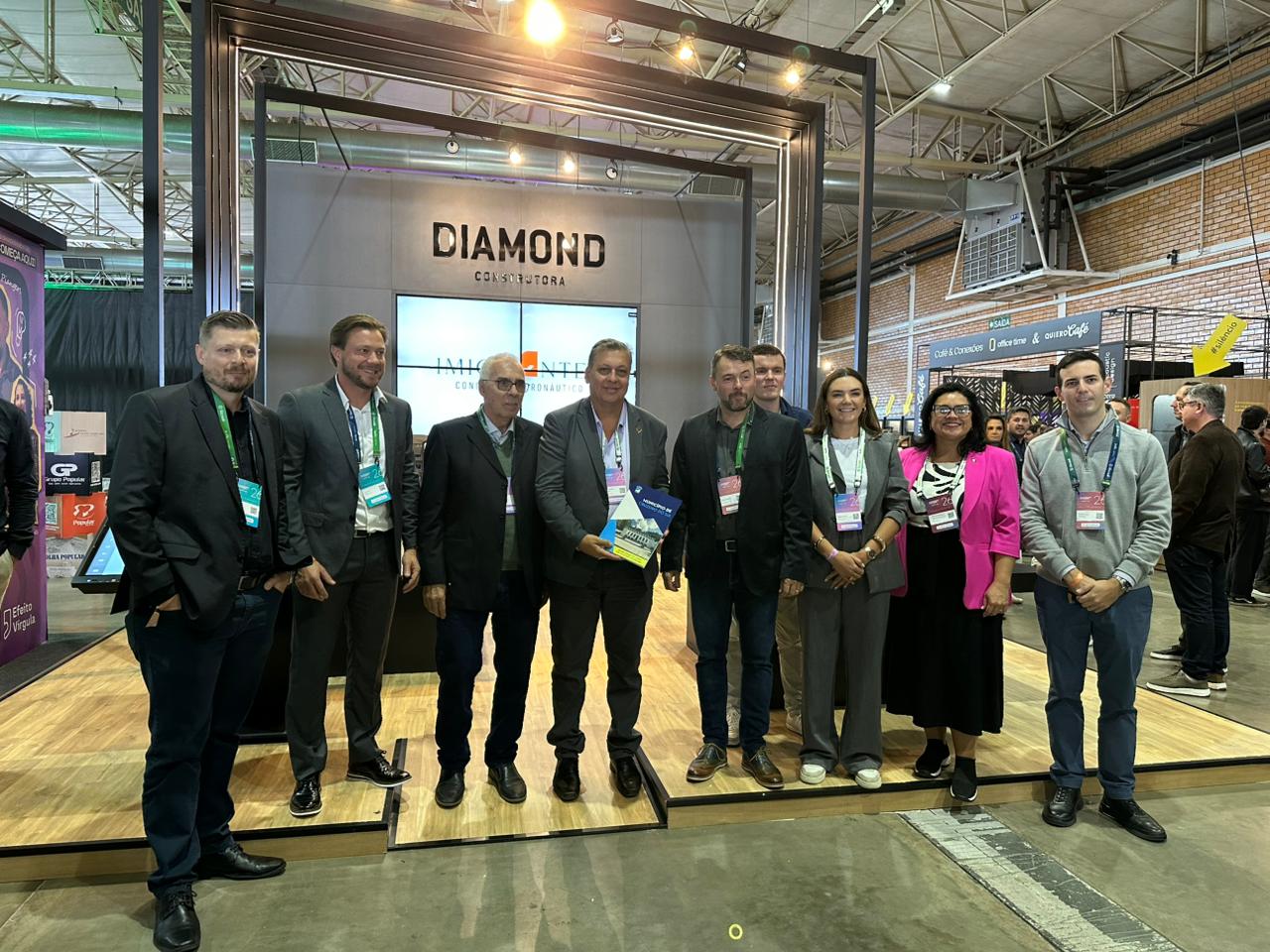 Entrega de licença marca nova fase do Condomínio Aeronáutico