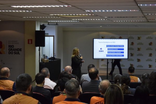 Defesa Civil promove encontro sobre gestão de riscos com participação da Univates