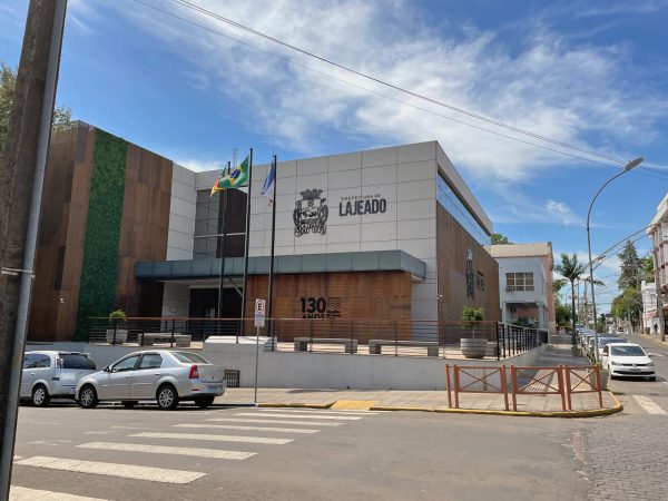 Licitação de empresa terceirizada avança e quarta colocada entra em análise