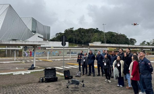 “Super drone” mapeia riscos em áreas de difícil acesso