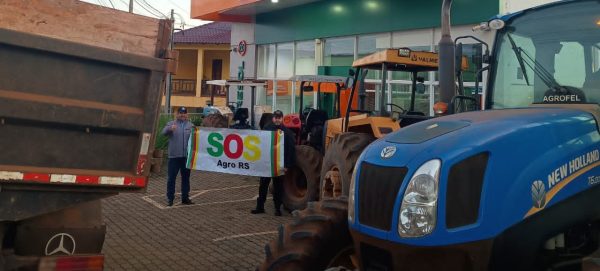Agricultores protestam em 24 cidades gaúchas nesta quinta-feira