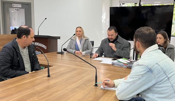 Prefeito defende contrato e exige melhorias nas obras em Venâncio Aires