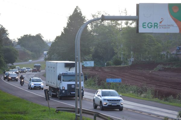Deputados contestam Estado e mantêm pressão contra Bloco 2