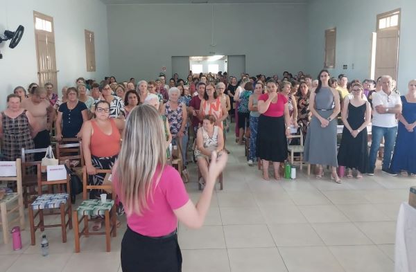 Emater capacita equipes contra a violência no meio rural