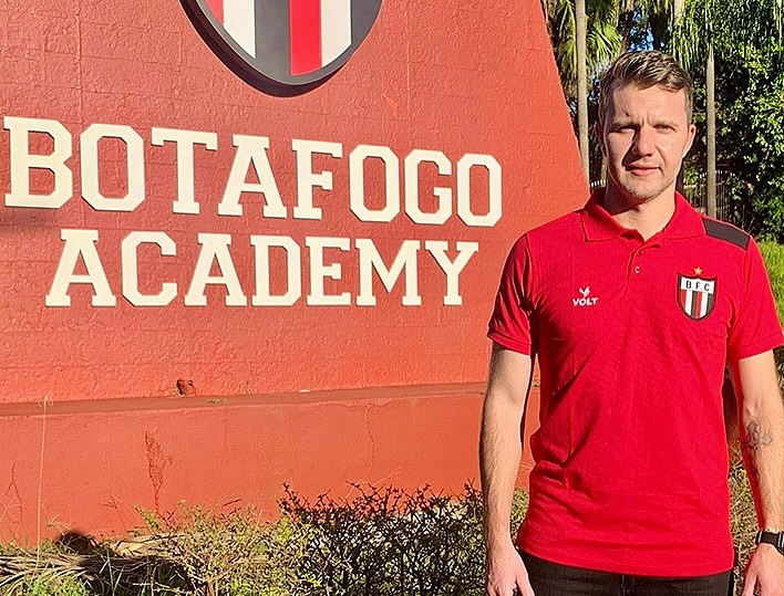 Ruimar Kunzel assume comando do Sub-20 do Botafogo-SP