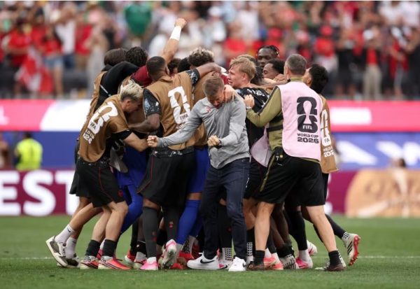 Canadá é a primeira seleção classificada às oitavas de final