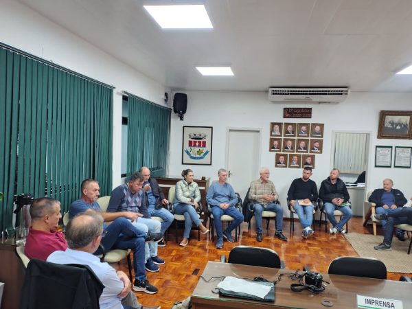 Instalação de antena 5G provoca reação contrária de moradores