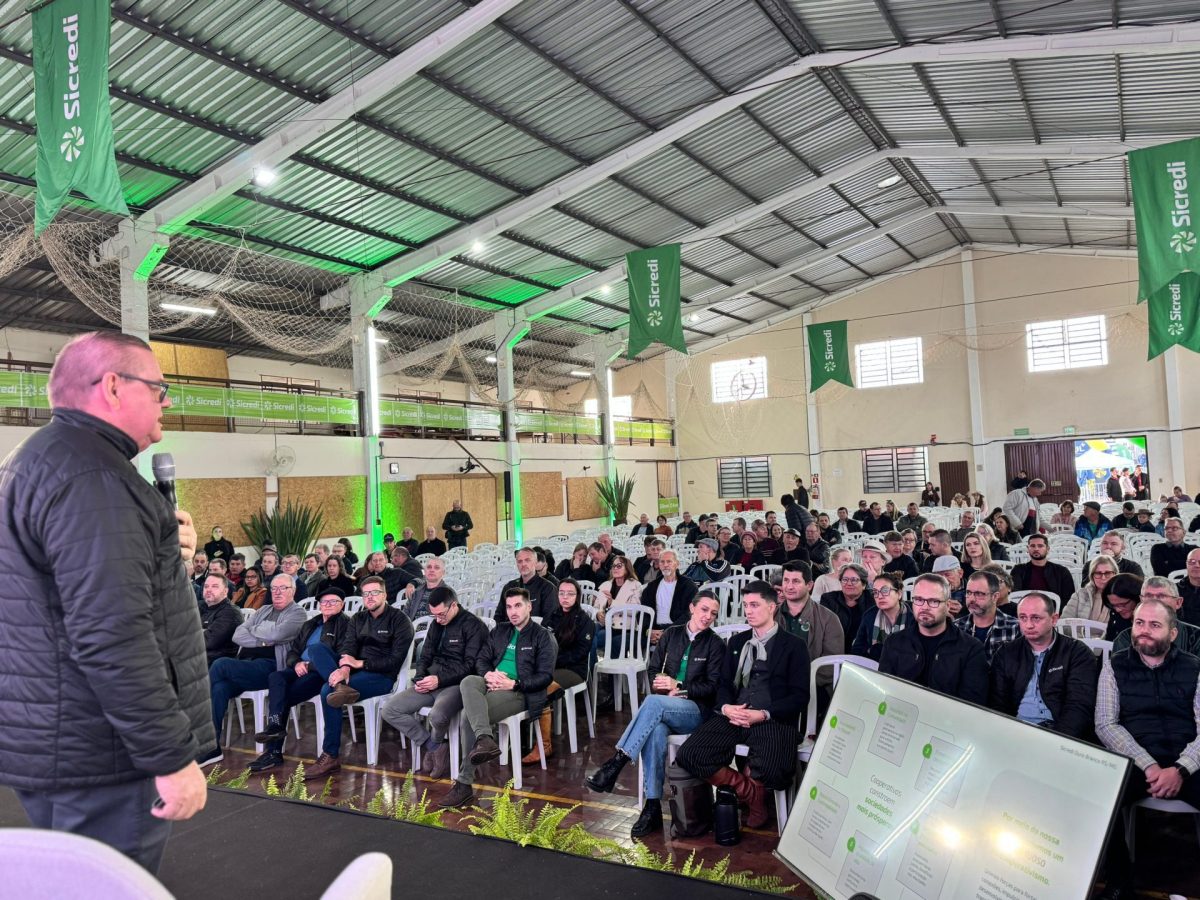 Evento da Sicredi Ouro Branco debate sobre crédito, clima e sucessão familiar