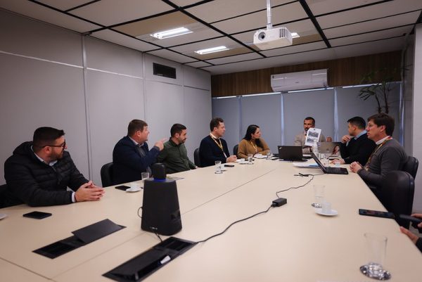 Colinas reforça demanda por moradias junto ao Governo do Estado