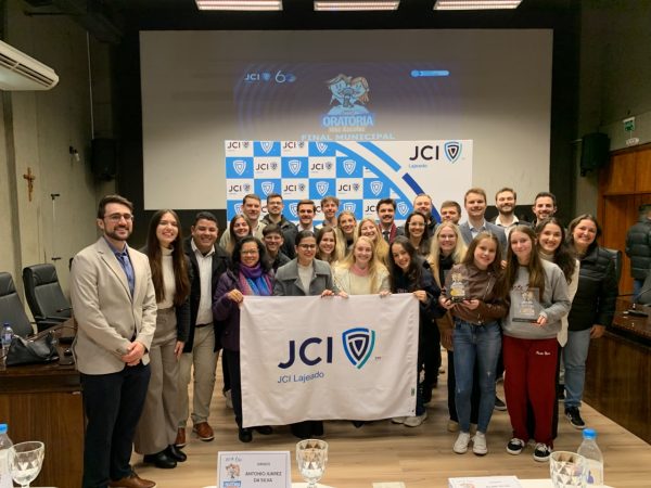 Projeto Oratória nas Escolas reuniu nove estudantes na final municipal em Lajeado
