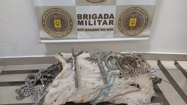 Com auxílio de vídeo, BM prende homem por furto em cemitério de Lajeado