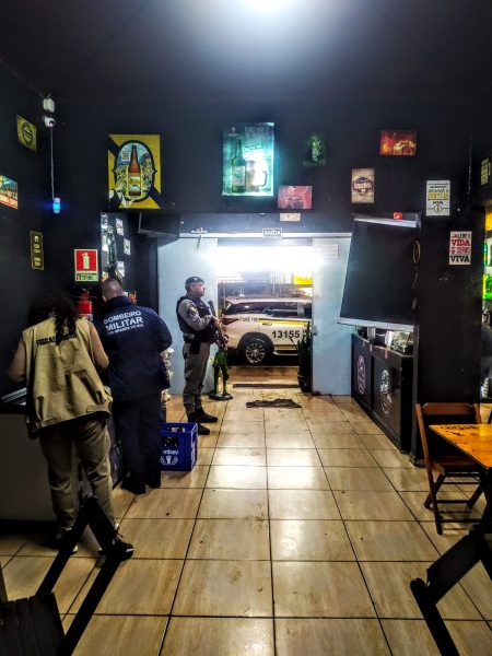 Operação policial fiscaliza funcionameto de estabelecimentos noturnos em Lajeado
