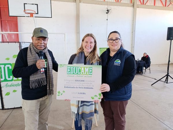 Caravana leva educação ambiental à Emef Porto XV
