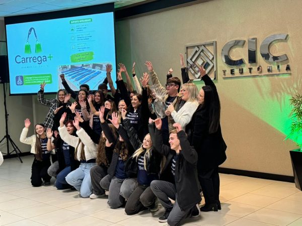 Projeto Miniempresa leva empreendedorismo a estudantes de Teutônia