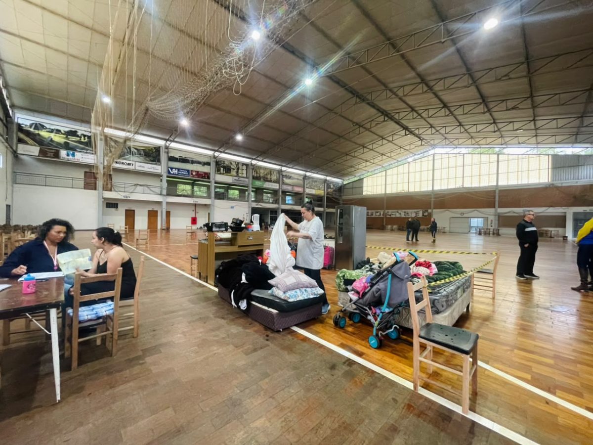 Cristo Rei recebe primeiras famílias retiradas das áreas de risco