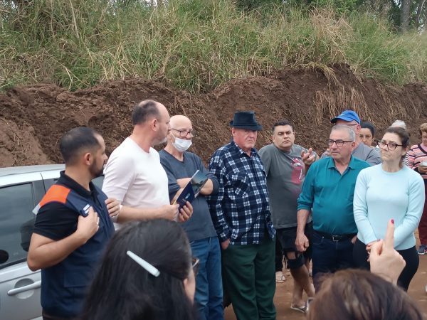 Moradores cobram elevação da ERS-130 para conter avanço do Taquari