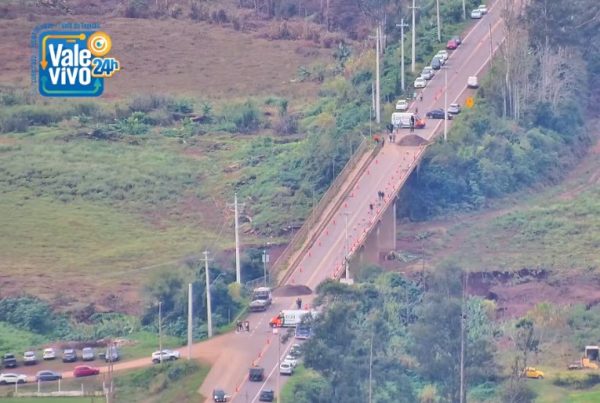 EGR mantém bloqueio em ponte e liberação segue apenas para ambulâncias e veículos de saúde