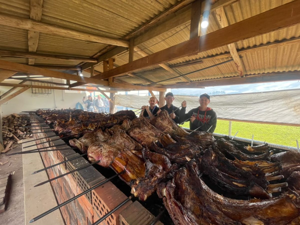 Com 500 quilos de Angus, Costelão vive edição histórica