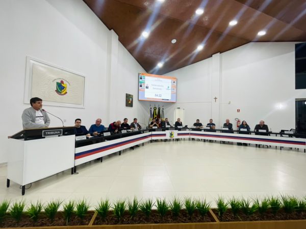 Zancanaro entrega defesa e afirma que recebeu nova representação