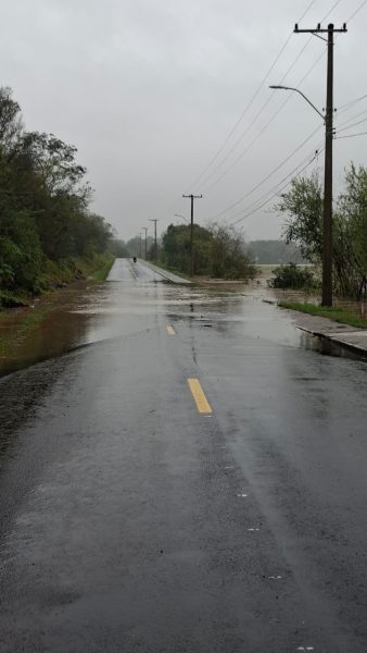 Rodovias estaduais apresentam bloqueios totais ou parciais em virtude das chuvas