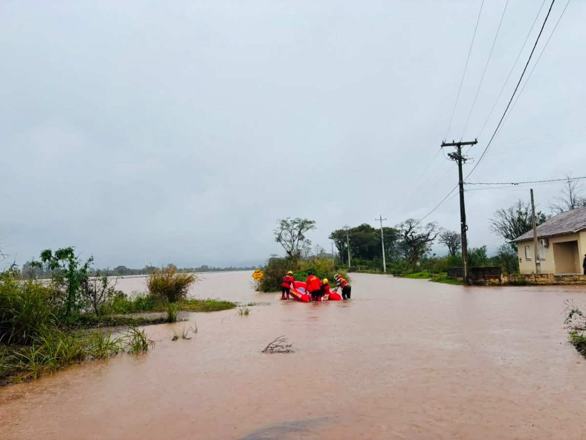 Rio Taquari começa a baixar na Região Alta; acompanhe