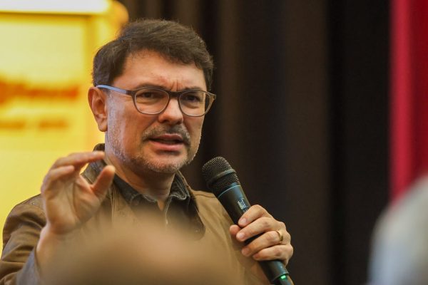 Palestra com Rossandro Klinjey marca encerramento do Congresso da Rede Sinodal