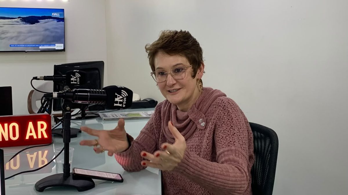 “Para problemas complexos não existem soluções simples”