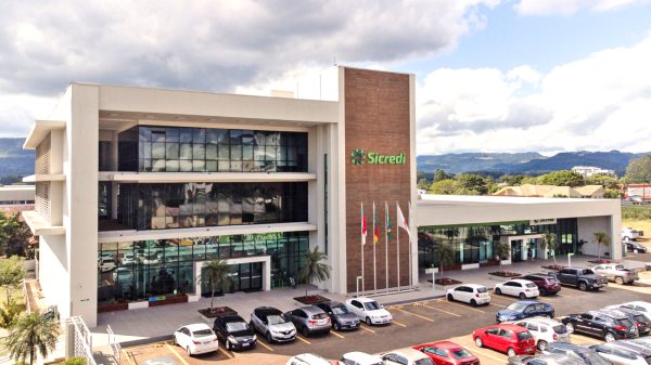 Sicredi Ouro Branco RS/MG completa 45 anos