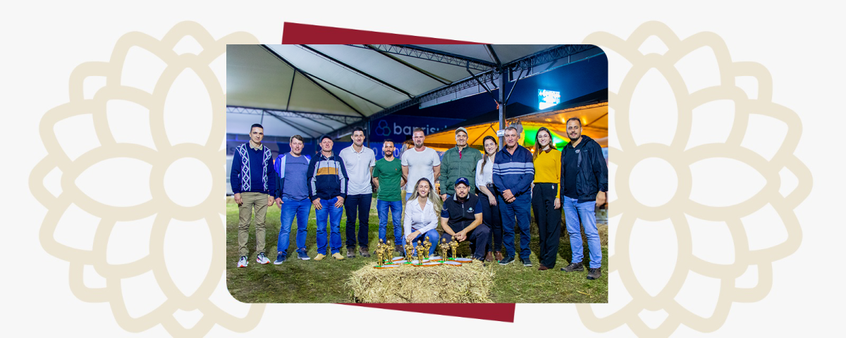 Associados e granja da Dália recebem prêmio nacional na Expointer