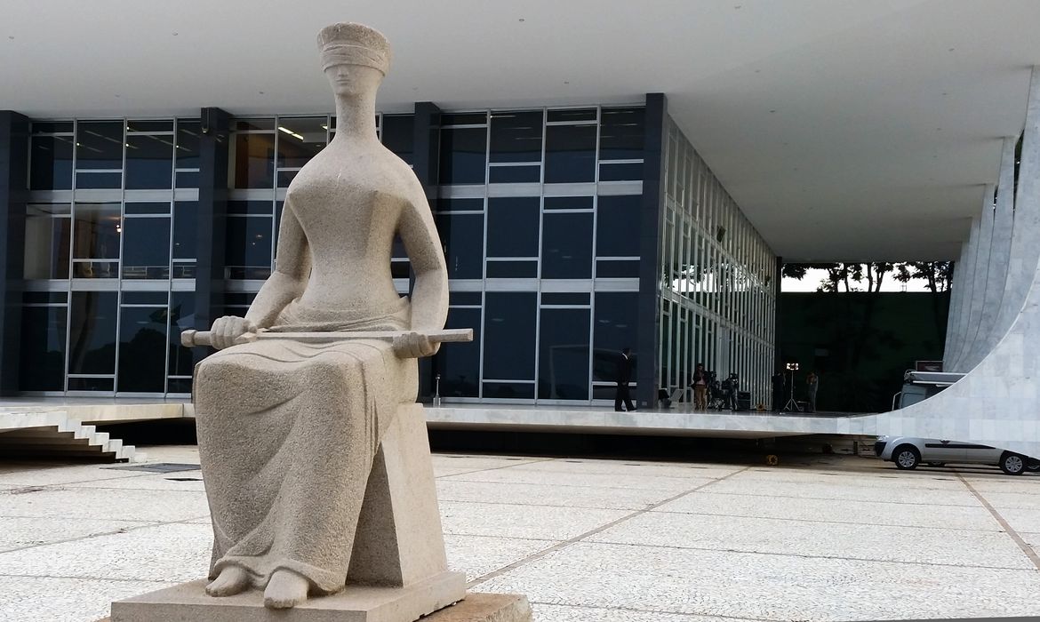 OAB-RS vê atual crise no STF como a maior desde 1988